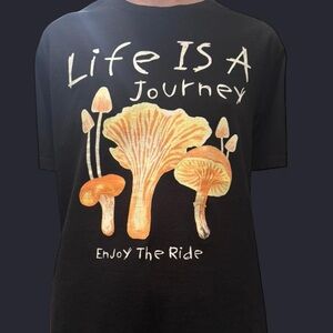 Chemistry / "Life Is A Journey" Tee / Black / Mushroom graphic / Size L